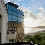 Luksusowy Apartament Przy Plazy Z Basenem