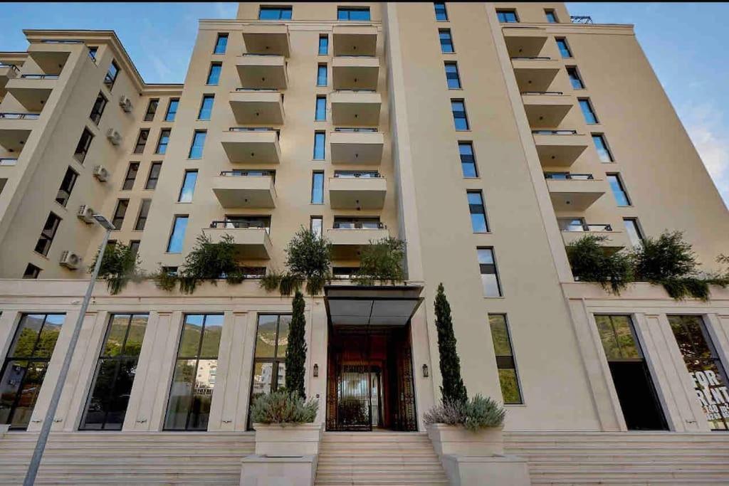 Luksusowy Apartament Przy Plazy Z Basenem Apartment *